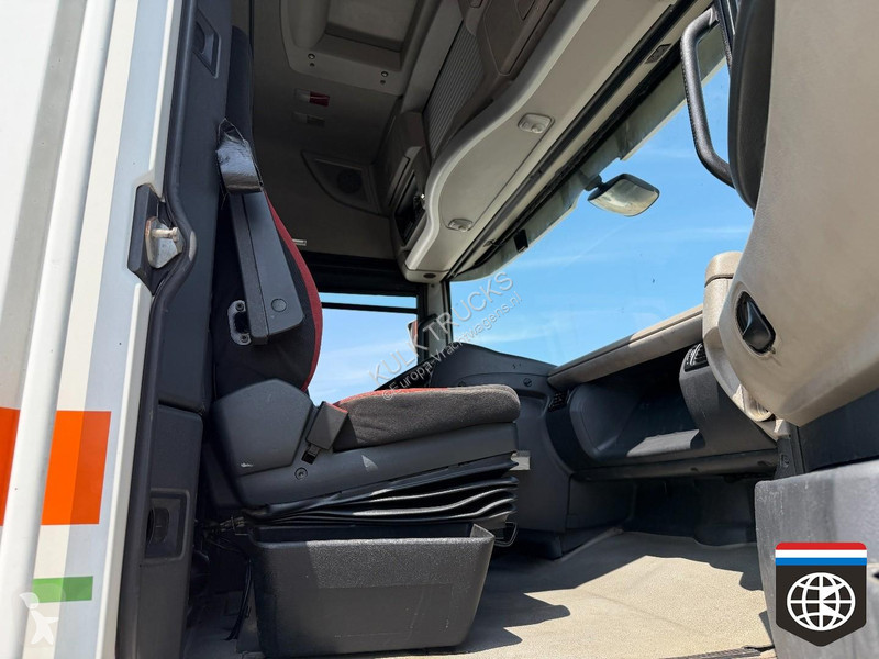Камион Renault MAGNUM 520 Euro 5 - Open flatbed...