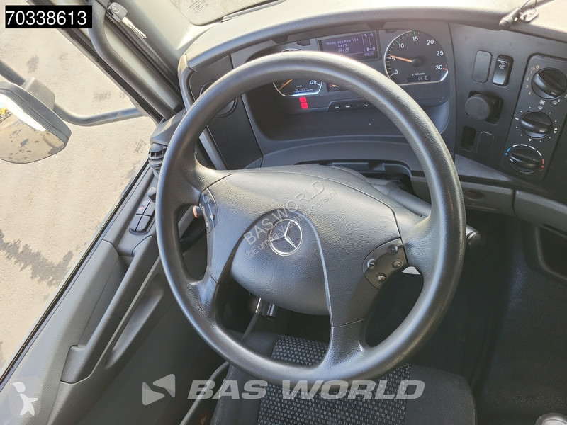 شاحنة Mercedes 1218 4X2 12t Manual Tailgate...