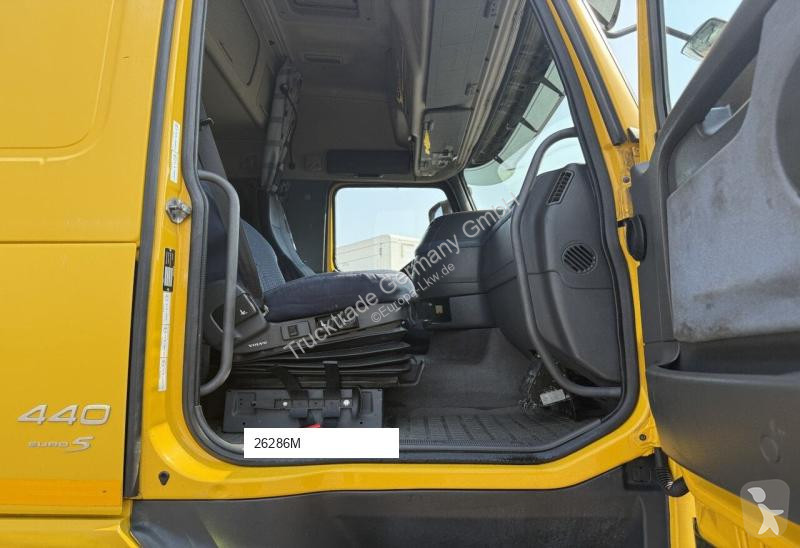 Camion Volvo FH-440 Plane/ HB