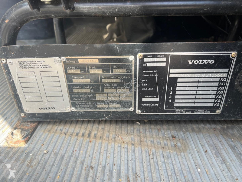 Kamion Volvo 6X4 Robson-Drive + TANK 14.000 LITER