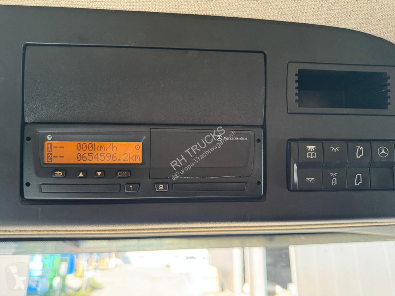 Mercedes 3553 8X2 EURO 6 + HYVA HOOKLIFT 2021...
