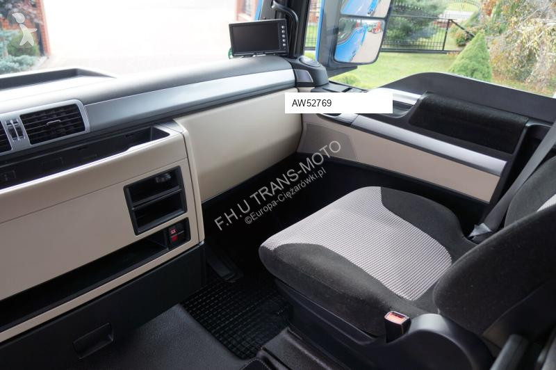 Teherautó MAN TGX TGS 26.460