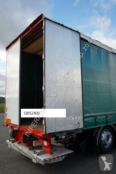 Kamion Renault D 26 WIDE