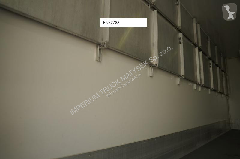 Kamion MAN TGL 10.180 / 4x2 / CHŁODNIA - 6,1 M...