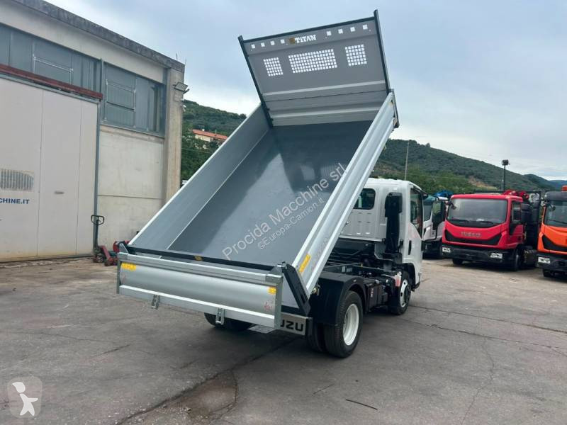 Kamion Isuzu