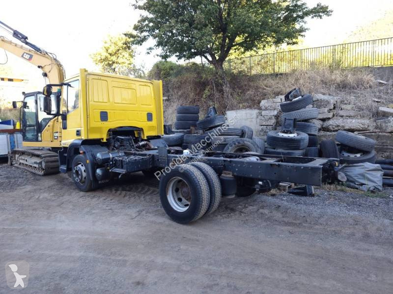 Kamion Iveco 120 E 28