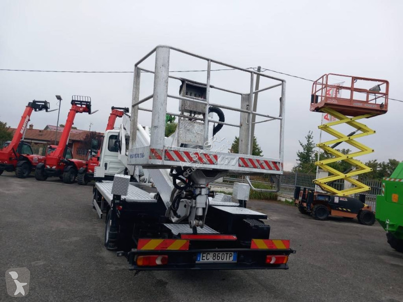 Kamion  mx270