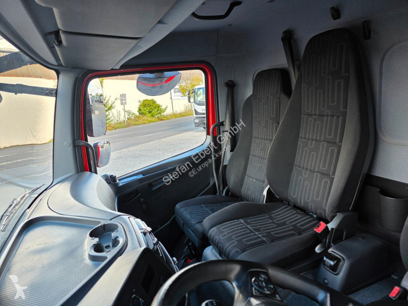 Mercedes 816 L Möbelkoffer Treppe truck