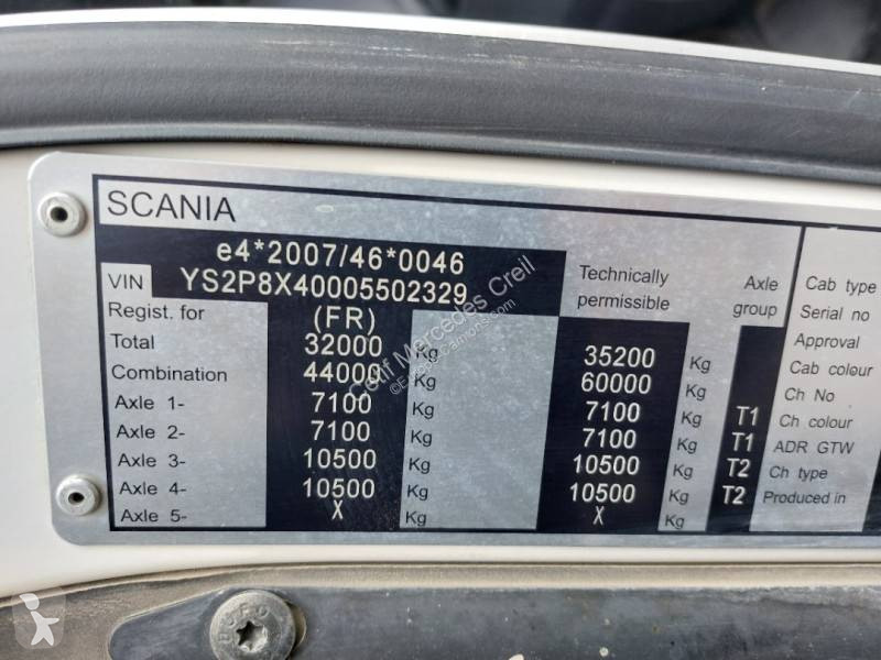 Camião Scania 410