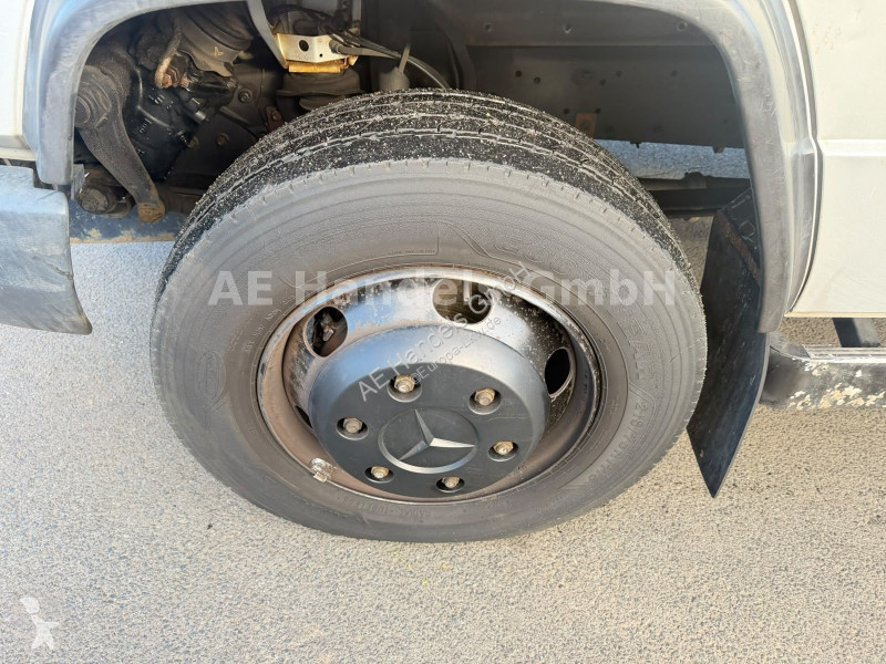 Vrachtwagen Mercedes 816D BB DoKA 13m3 8,2t...