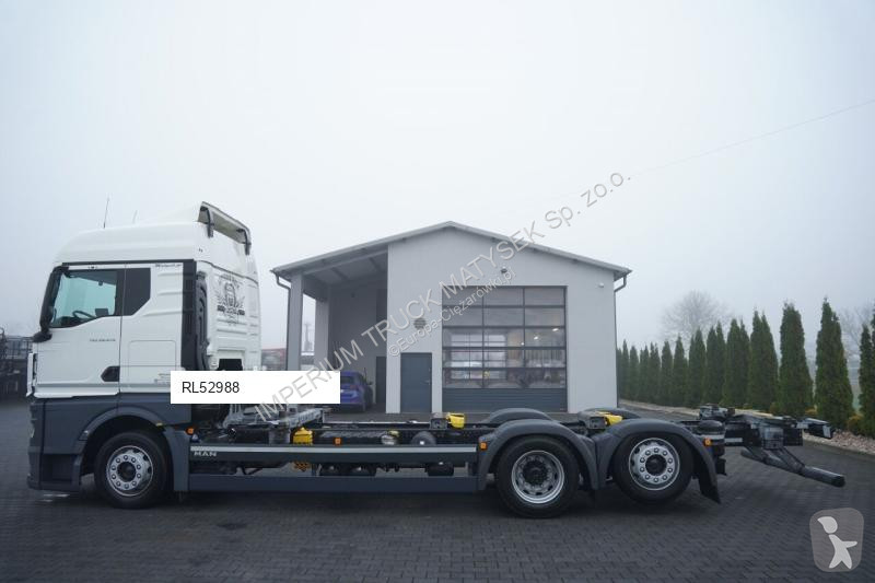 Kamion MAN TGX 26.470 / BDF / 6X2 / ZABUDOWA...