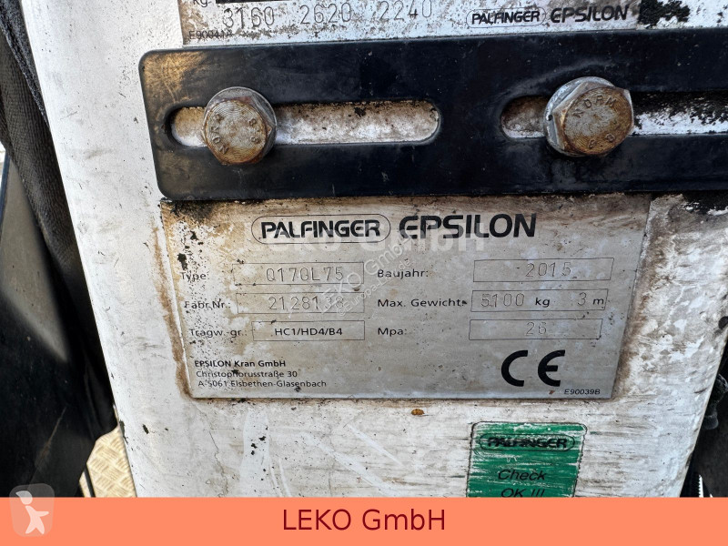 Teherautó Volvo 420 Liftachse