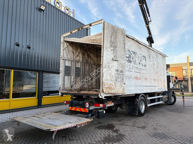 شاحنة Renault 310 DXI + HIAB 122 B---3X EXT. +...