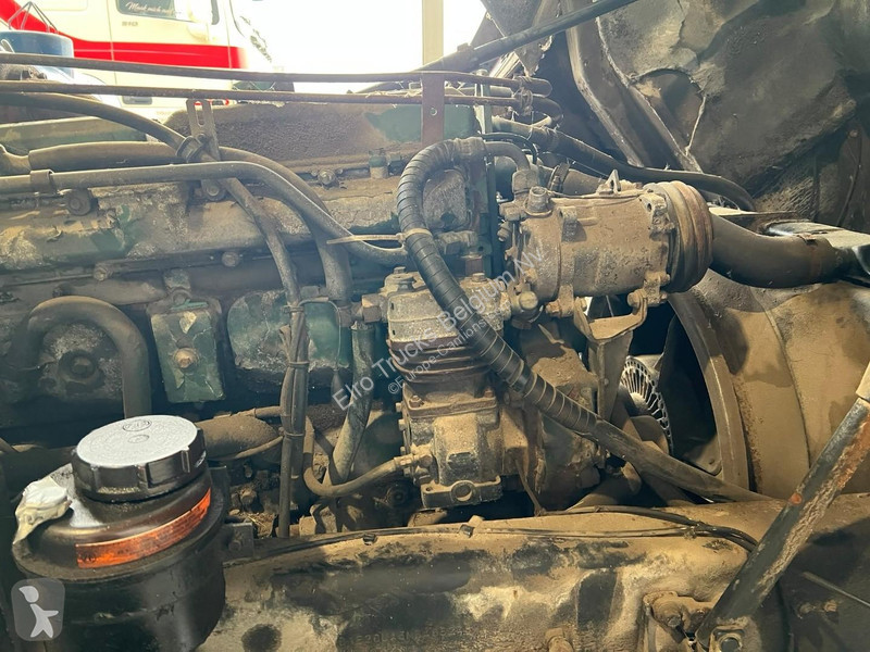 Teherautó Volvo 6 - 16 (MANUAL PUMP / STEEL...
