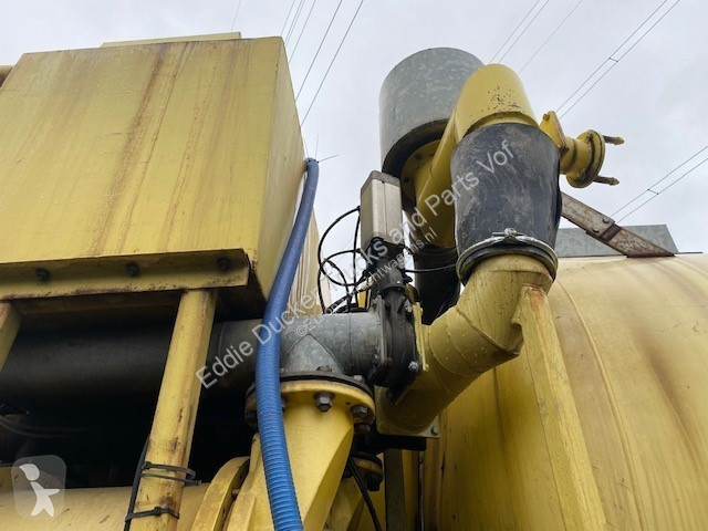 Lastbil  FLOOR 17-28 VACUUM TRAILER