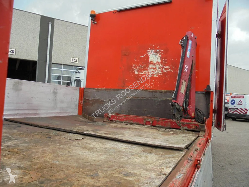 Kamion Volvo 220 + Manual + HMF 150 crane