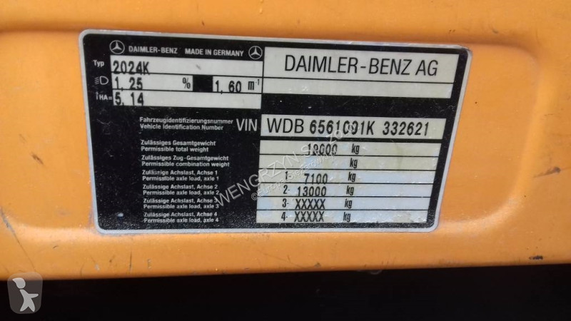 شاحنة Mercedes Pojazd dwudrogowy MERCEDES BENZ...