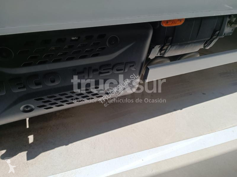 Camion Iveco EUROCARGO 140E 250