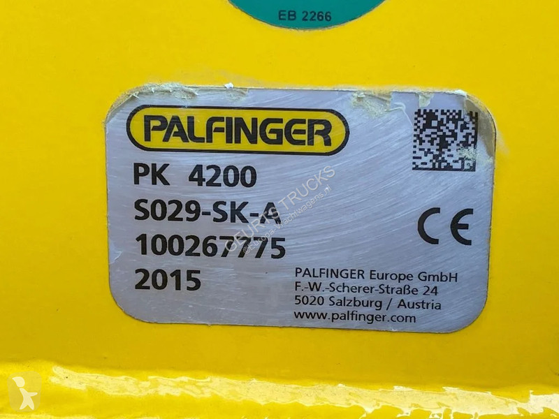 Kamion Renault D7.5 180 4X2 + PALFINGER PK 4...