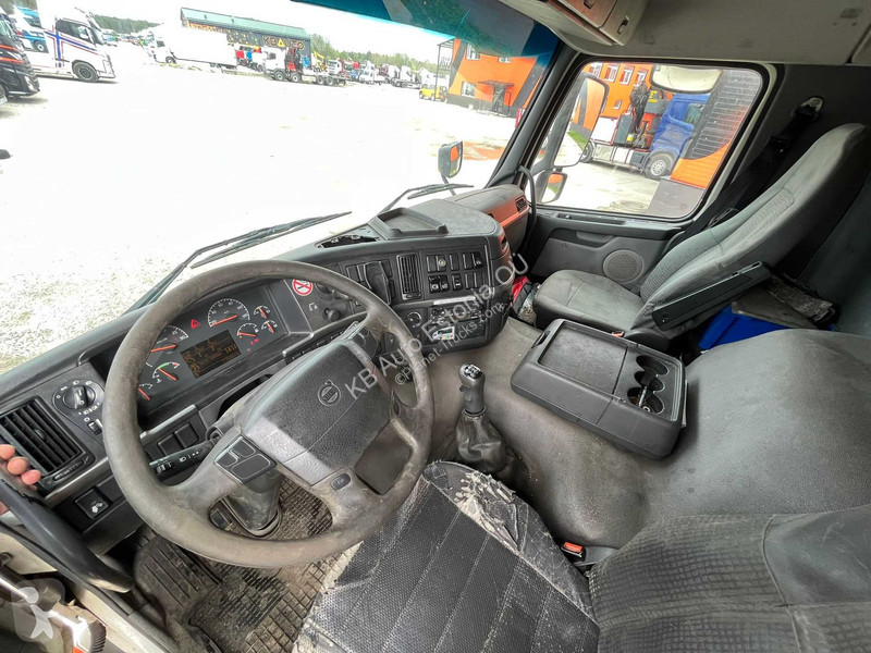Kamion Volvo 9 300 6x2 CHASSIS L=8779 mm