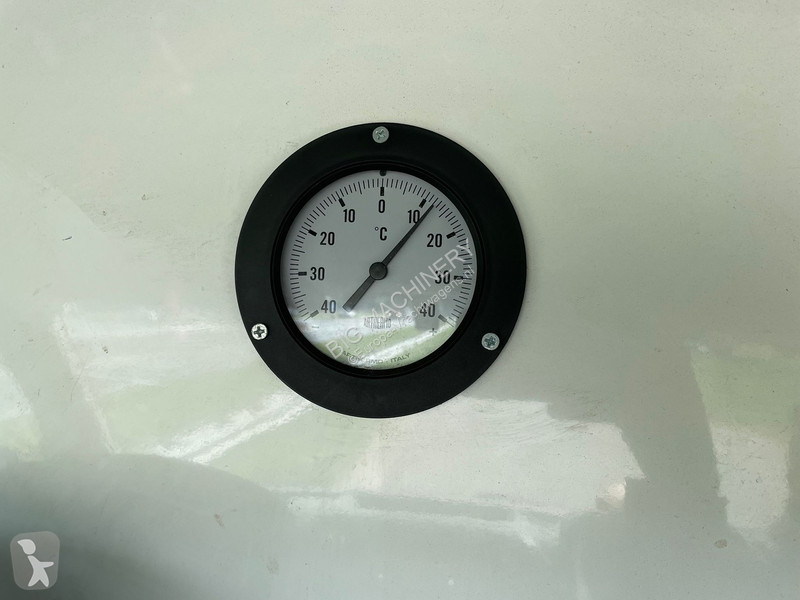 Kamion Renault MASTER 3T5 - Frigo