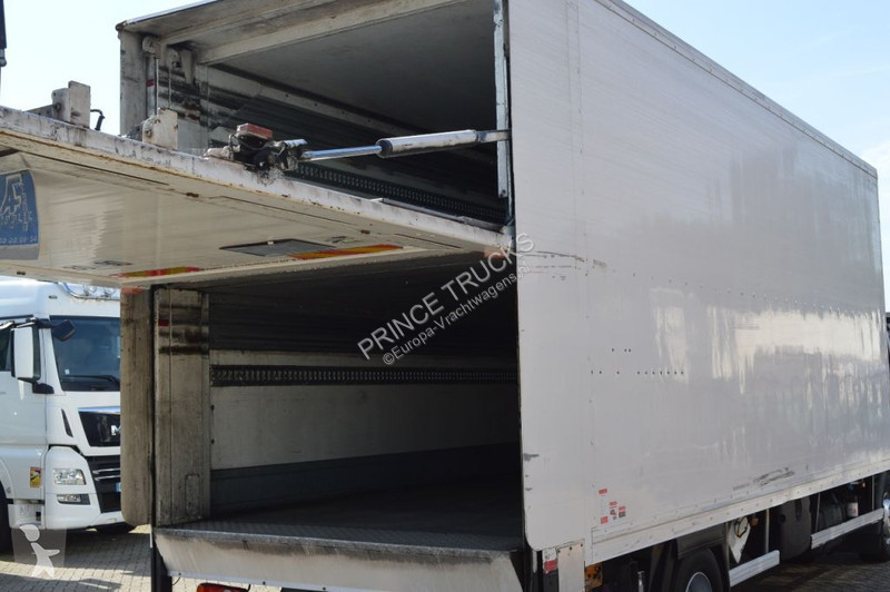 Vrachtwagen Renault 270 * MANUAL * EURO5 * 4X2 *