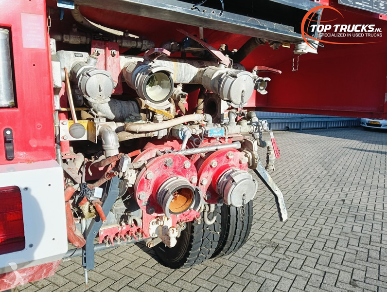 Camión Mercedes 4x4 -6.000 ltr tank, 450 Foam -...