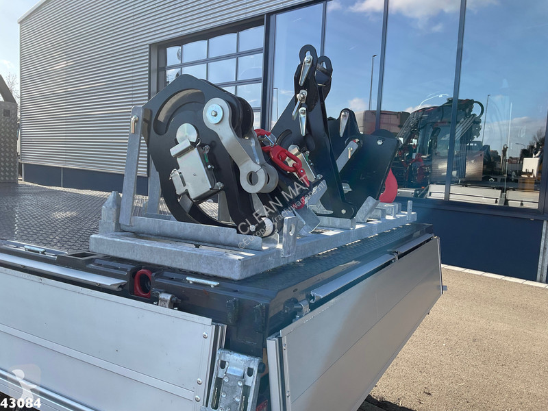 Camion Volvo 10x4 Fassi 215 Tonmeter laadkraan...