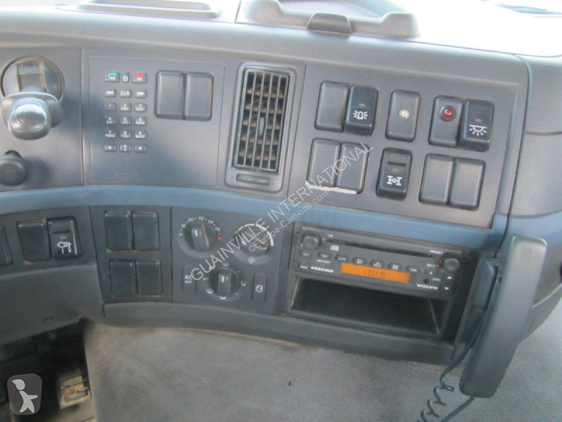 Camion Volvo 400