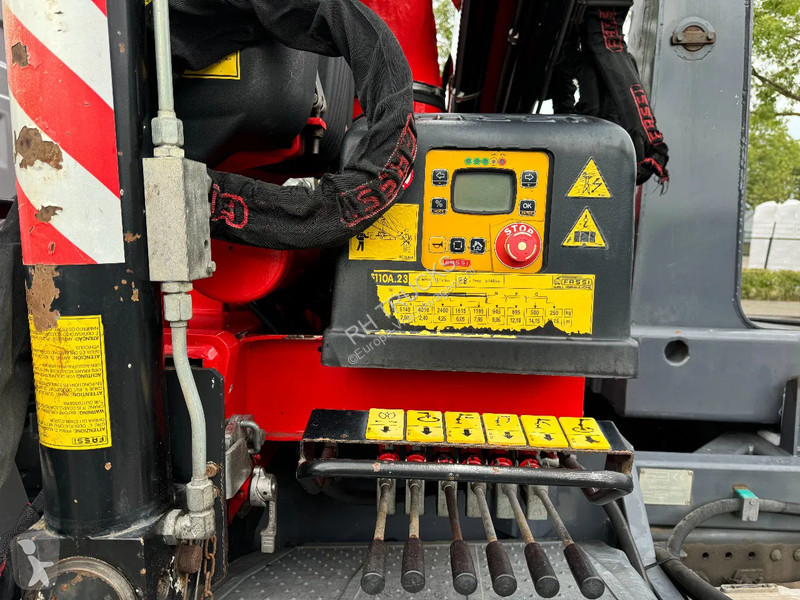 Camião Mercedes LS ATEGO + 2011 FASSI F110 +...