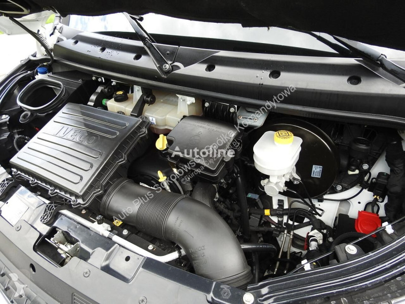 Lastbil Iveco DAILY 35C14 KONTENER 8 PALET...