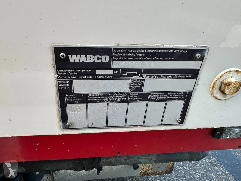 Kamion Volvo 12420 6X2 - EURO 3 + HANGER...