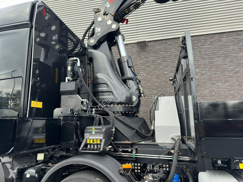 Camion Mercedes 3251 8X4 + HIAB 1058 E-8 + JIB...