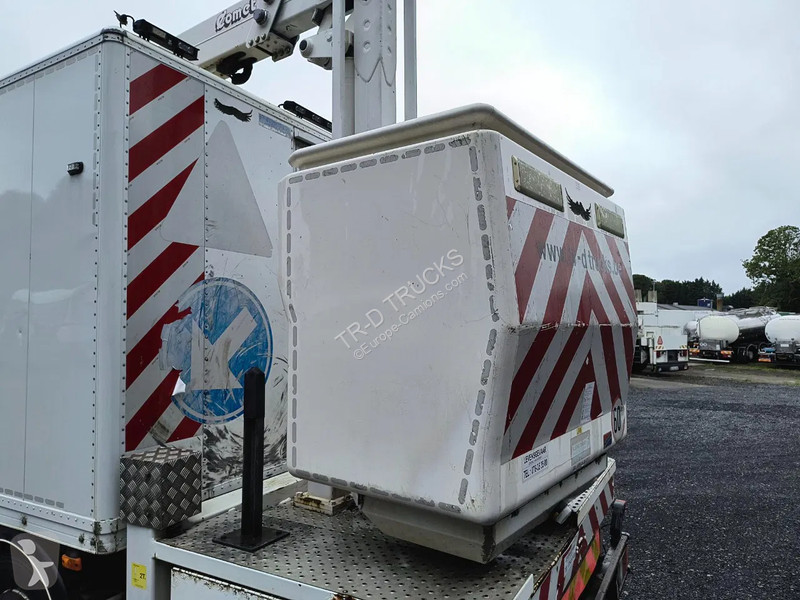 Camion Iveco EuroCargo 120 120E18 + COMET...