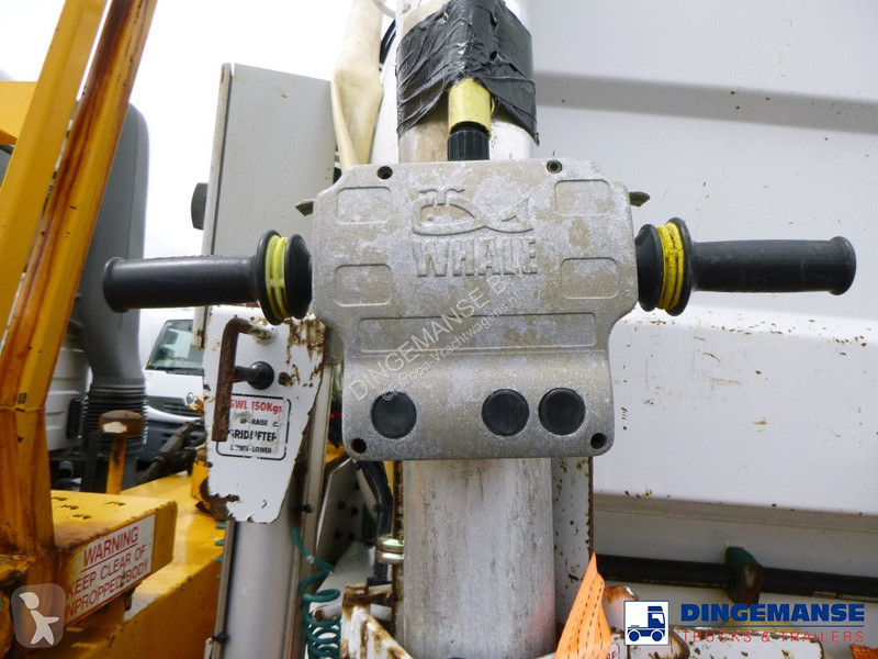 Lastbil Mercedes 1824 4x2 RHD Whale vacuum tank...