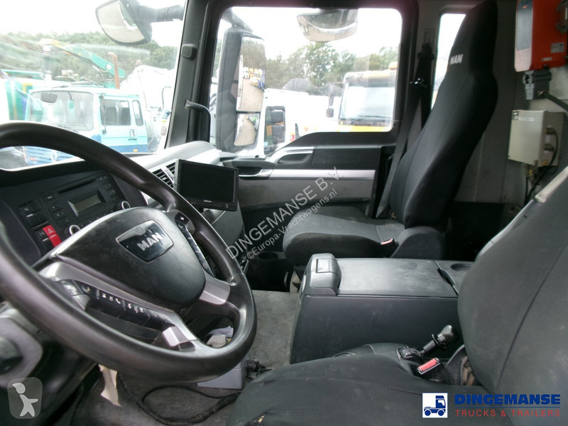 Lastbil MAN 32.360 8X4 Euro 6 Liebherr concrete...
