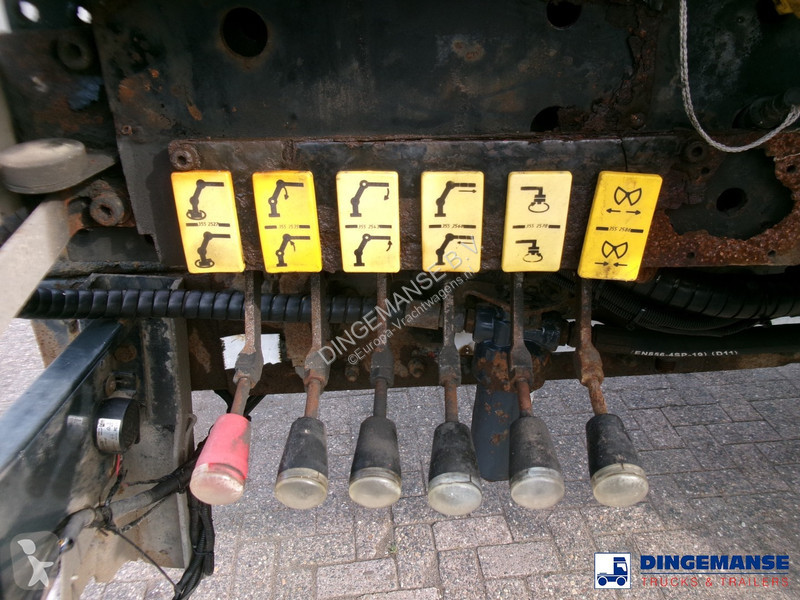 Kamion Iveco AD260S31Y/FS-D 6x2 RHD + Hiab XS...