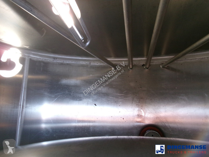 Camion Renault 310 6x2 fuel tank 19 m3 / 5 comp...