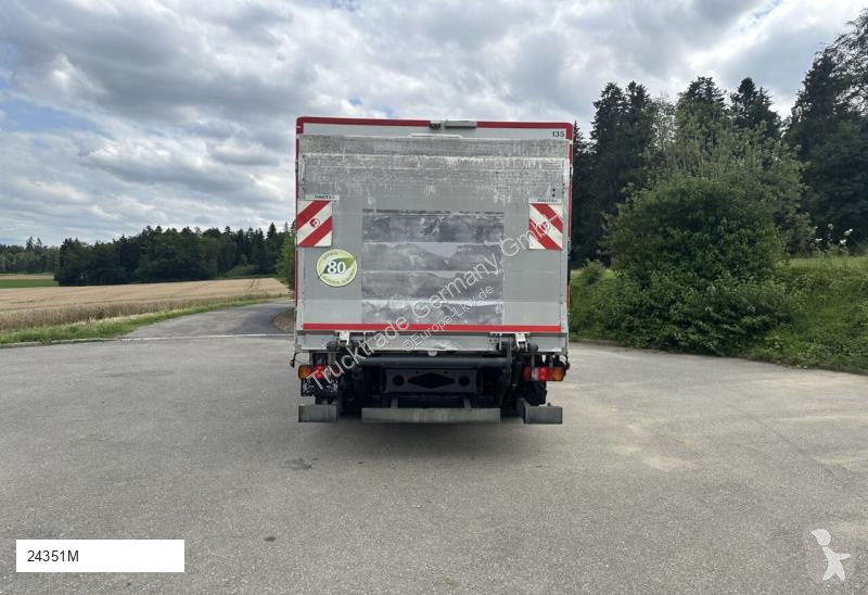 Kamion Mercedes 1022