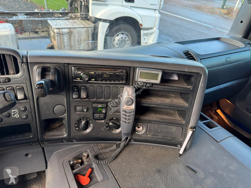 Kamion Scania P230 4X2 - EURO 4 + CARRIER SUPRA...