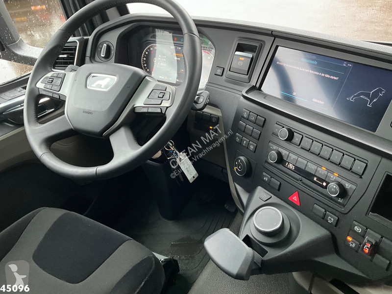 Camion MAN 26.520 Euro 6 6x6 Hiab 54 Tonmeter...