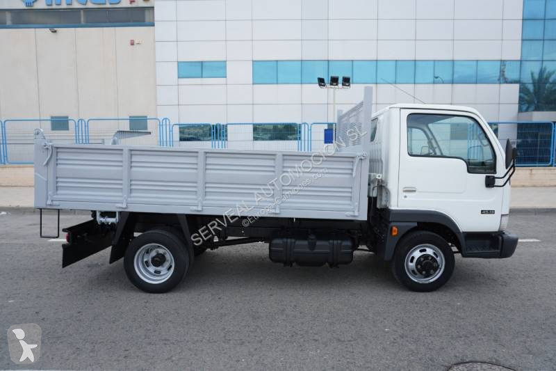 Camion Nissan