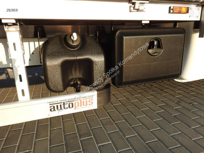 Autoutilitară Renault MASTER PLANDEKA 10 PALET...