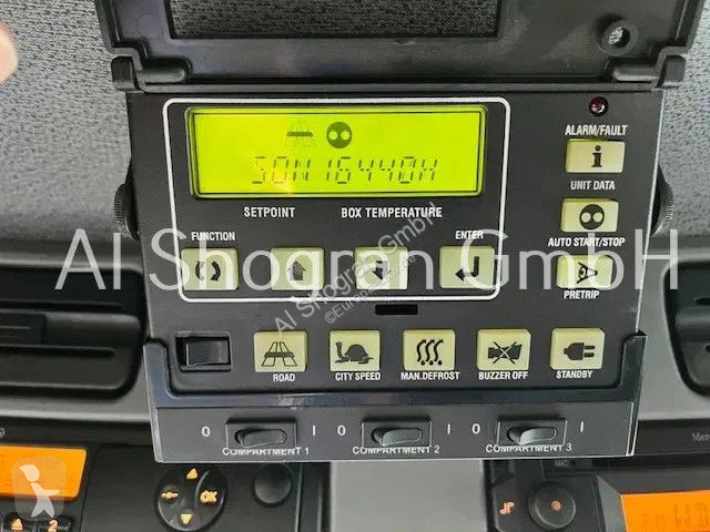 Kamion Mercedes 1218 Carrier Supra...