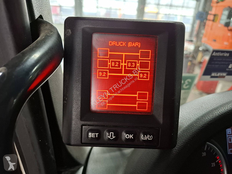 Camion MAN TGX 6x2*4