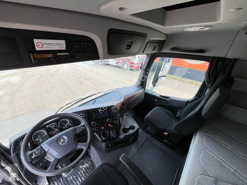 Vrachtwagen Mercedes 2658 6x4 COMBI / RETARDER...