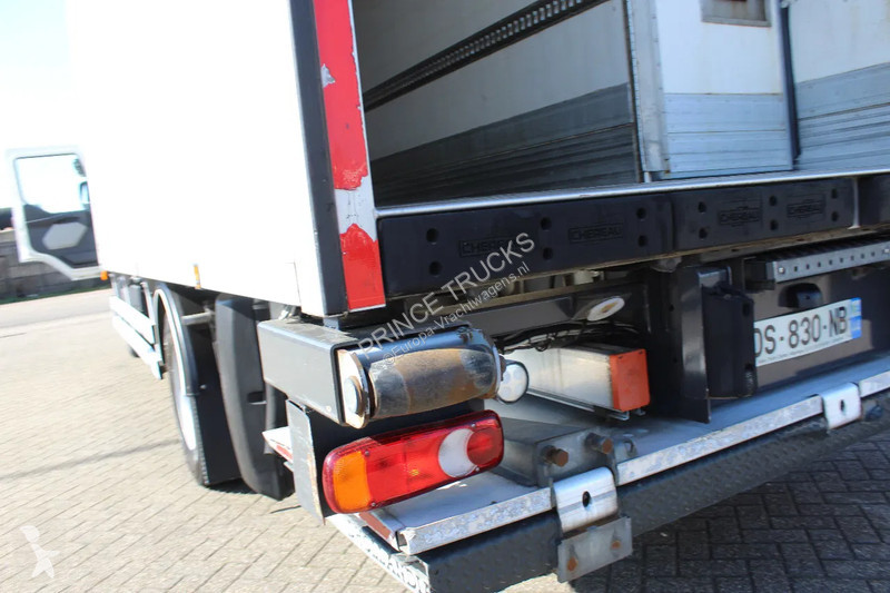 Kamion Volvo FL 250 * EURO6 * CARRIER SUPRA...
