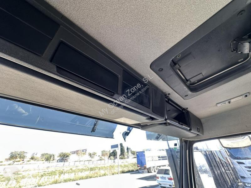 Camion Volvo 320