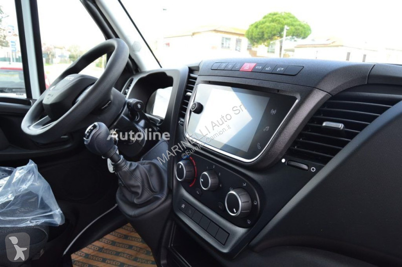 Furgoneta Iveco 35C14 2.3