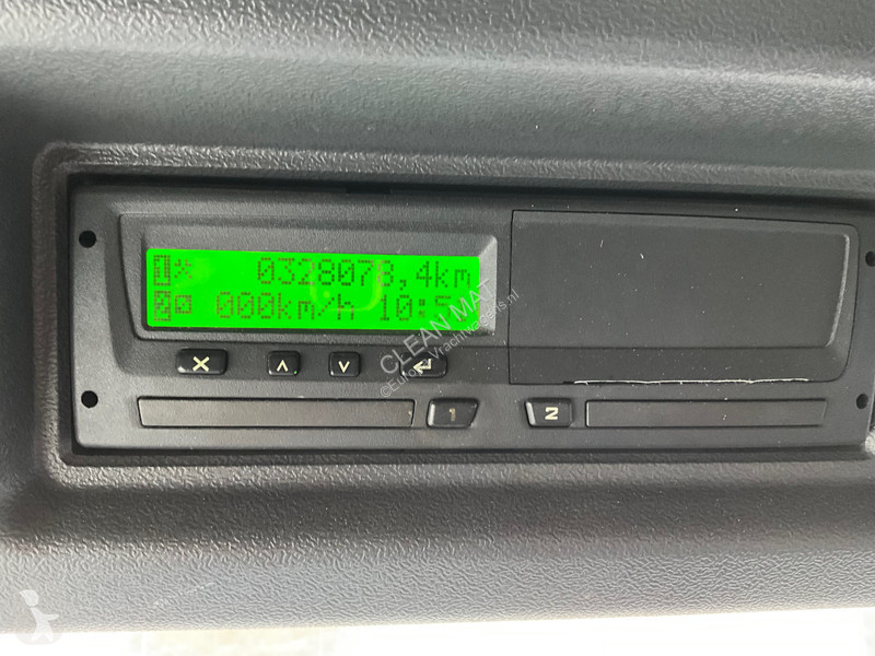 Camion Scania 480 8x4 HMF 60 Tonmeter laadkraan...